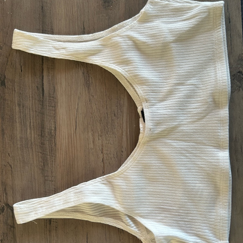 White Ribbed Button-Front Crop Top - Picture 2 of 4